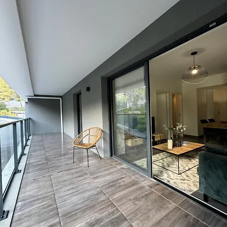 Superbe T2 Dans Residence Avec Piscine Chauffee Beausoleil Exterior photo